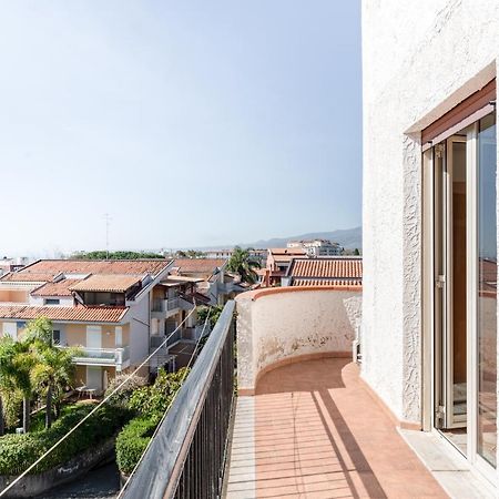 Giardini Naxos Apartment With Terrace Near The Sea ภายนอก รูปภาพ